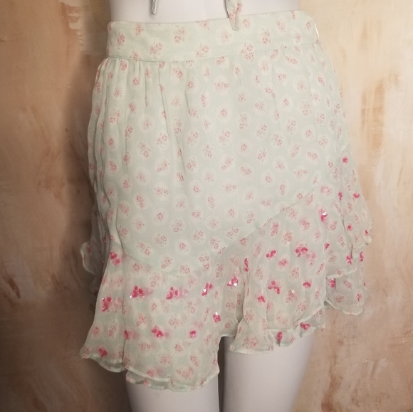 Hemant & Nandita Sana Floral Set - Picture 4 of 5